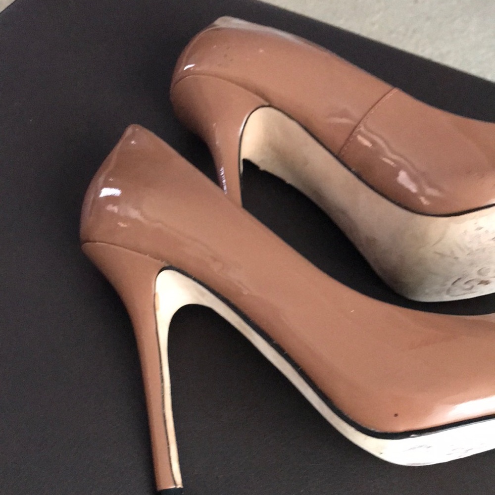 Bone color (Pat Leather)